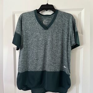 Nike Dry Fit Shirt Size Medium